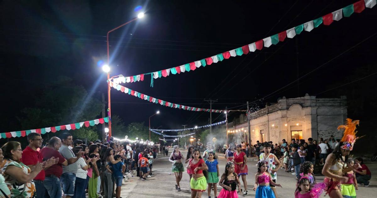 La Cantildeada- vivioacute noche maacutegica de carnaval y con una impronta solidaria