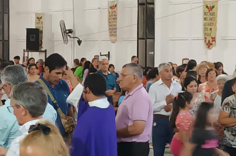 Invitan a la feligresiacutea a participar con fe del Mieacutercoles de Ceniza