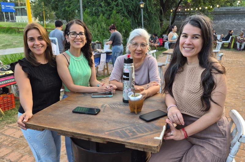 ARTE VIVO FEST REUNIOacute A LOS SANTIAGUENtildeOS