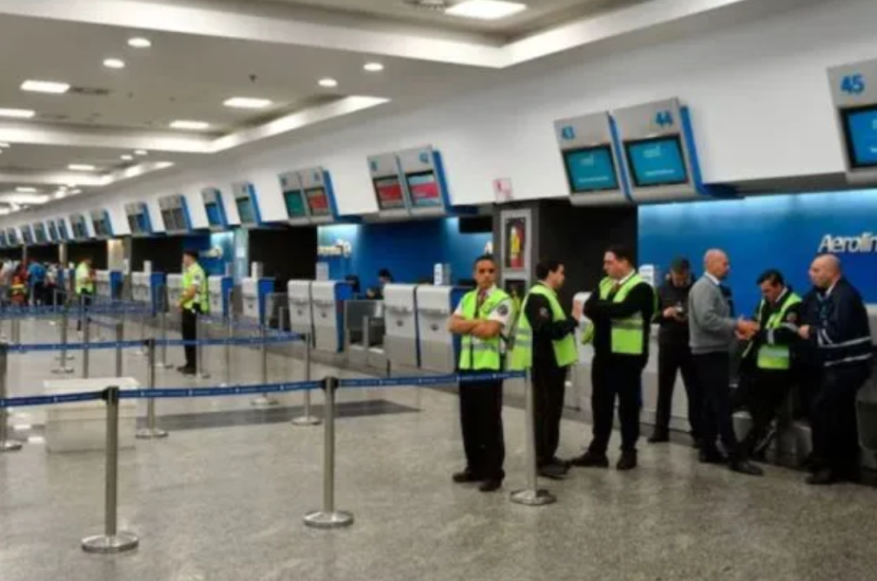 Paro general- coacutemo afectaraacute a los vuelos y queacute hacer si teneacutes que viajar este jueves