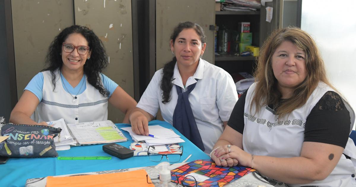 DOCENTES DE VUELTA A CLASES