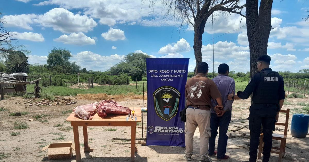 INDICIOS Huellas de zapatillas y manchas de sangre delataron al sujeto