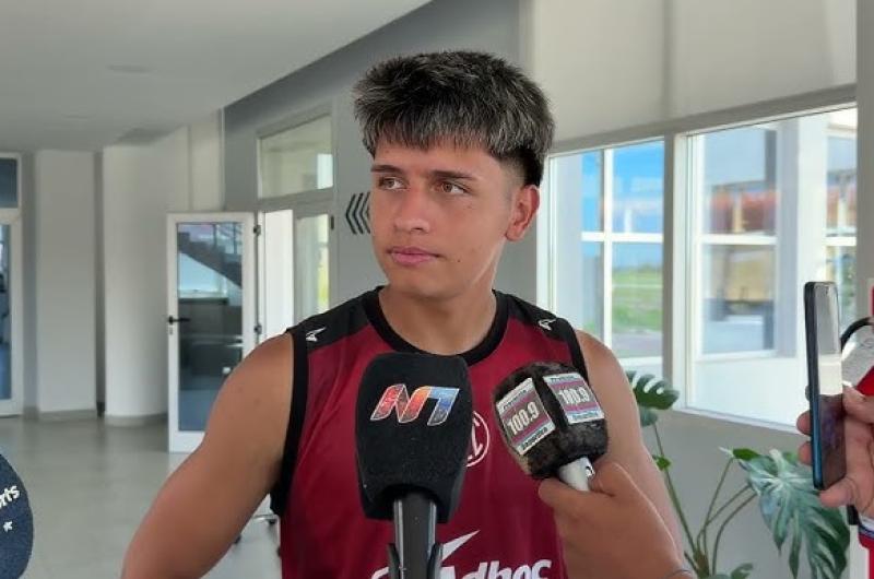 Cardozo- El fuacutetbol de hoy exige juego y marca puedo hacer ambas cosas