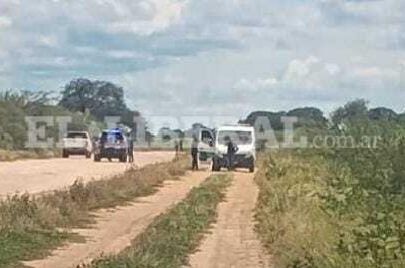Camino vecinal a la altura del paraje San José a unos kilómetros de Las Tinajas