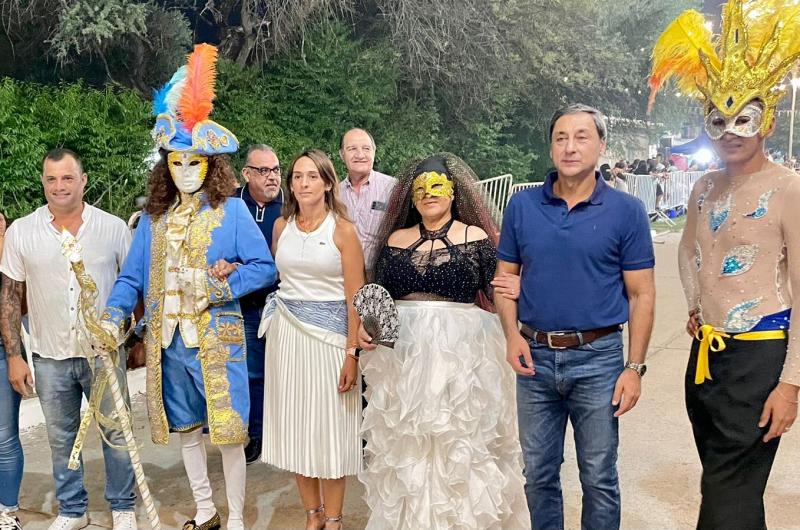Forres vivioacute una noche de carnaval con la presencia de Silva Neder