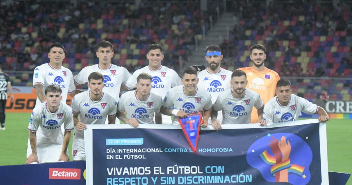 Central Coacuterdoba sumoacute un punto ante Tigre pero no pudo cortar su sequiacutea