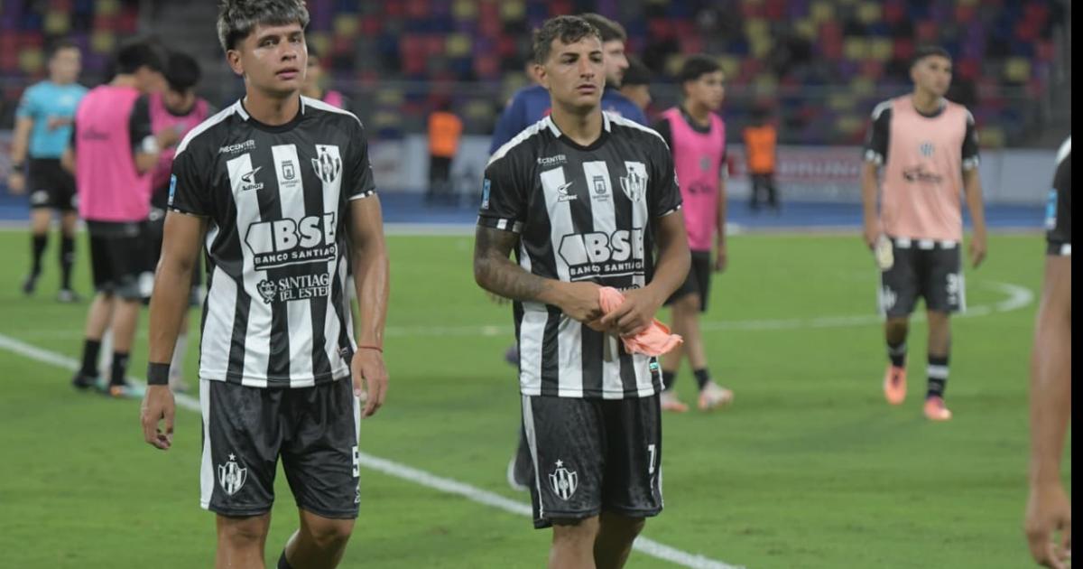 Central Coacuterdoba sumoacute un punto ante Tigre pero no pudo cortar su sequiacutea