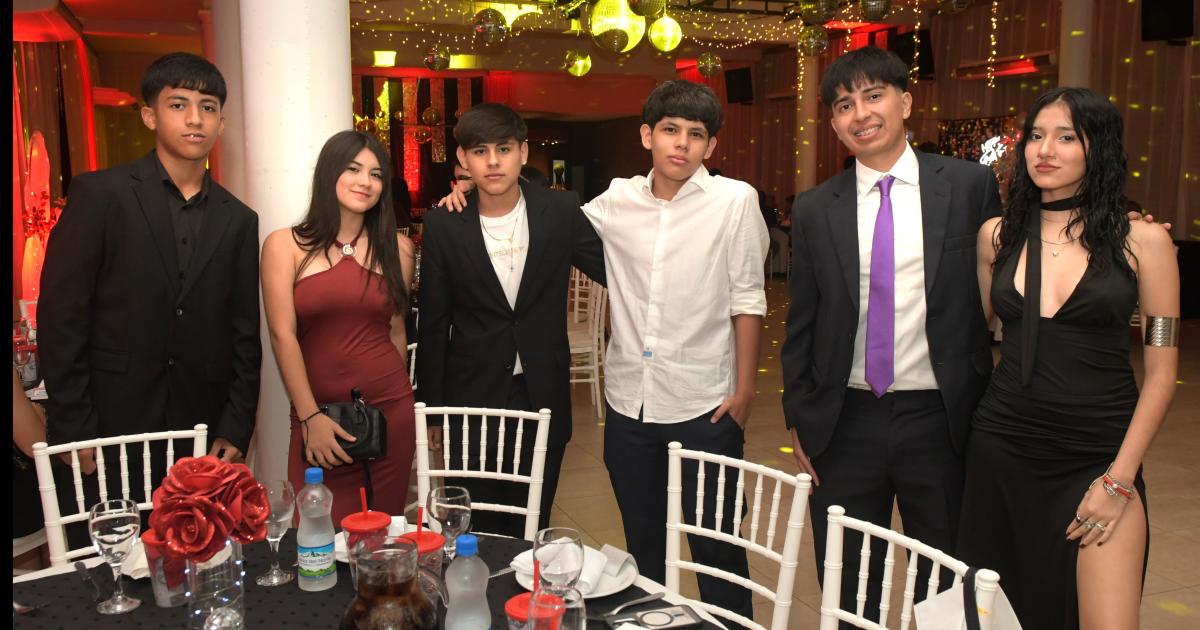 ISABELLA TUVO SU NOCHE SONtildeADA