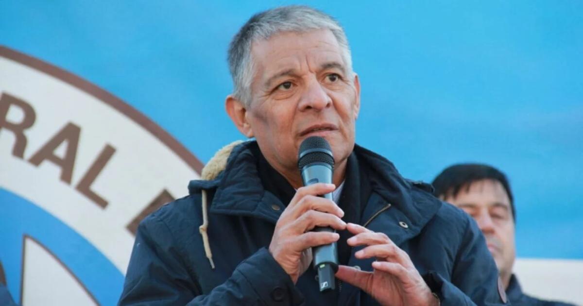 CGT- Arguumlello acusoacute traicioacuten de los gobernadores peronistas