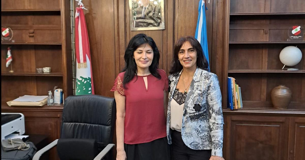 Casa Libanesa Santiago en reunioacuten con la Embajadora del Liacutebano