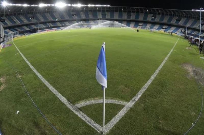 La AFA negoacute deudas fiscales y la Liga Profesional suspendioacute la fecha 9 en repudio a la denuncia de ARCA