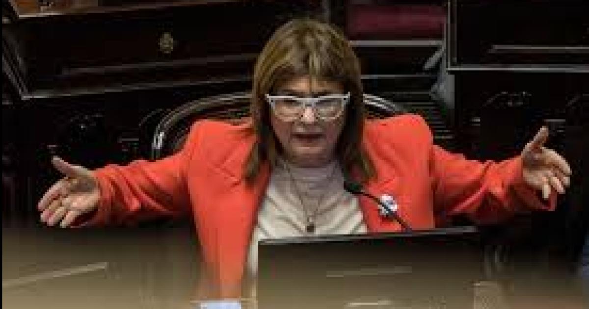 Bullrich- Es ridiacuteculo que pare el fuacutetbol