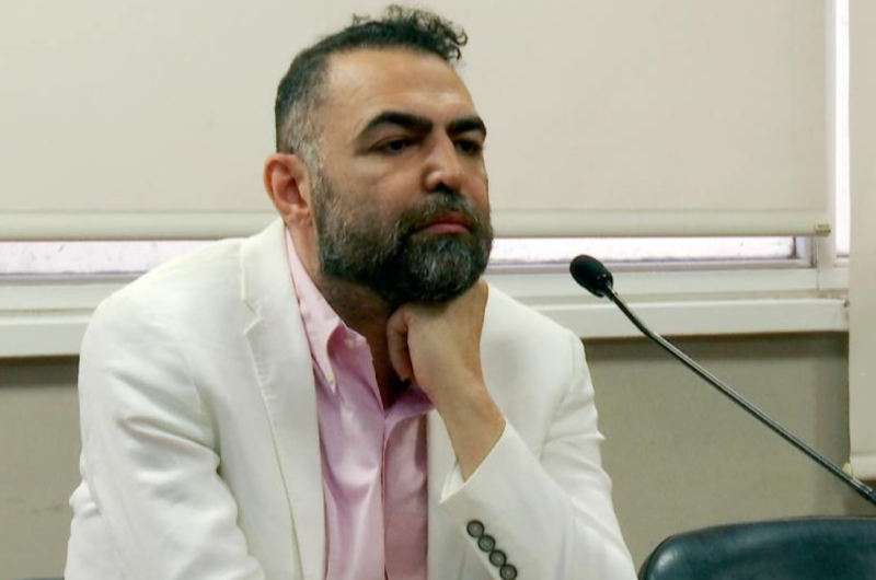 Ramiro Petros debioacute ser trasladado al hospital por una fuerte dolencia