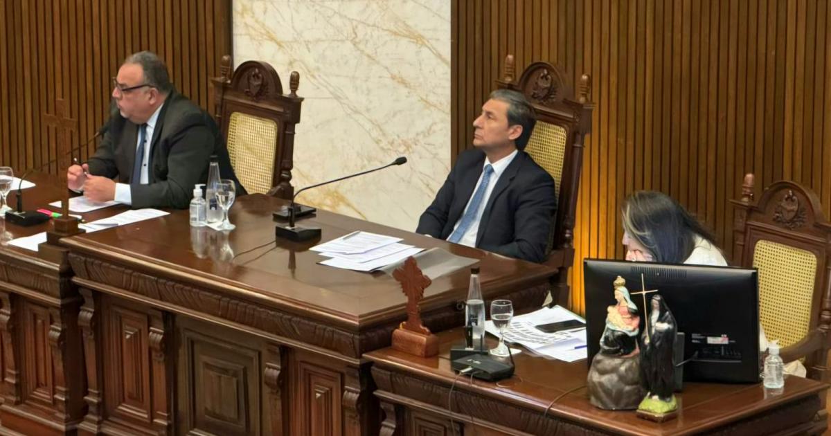 La Legislatura destacoacute el rechazo de Senadores y Diputados Nacionales santiaguentildeos a la Reforma Laboral 
