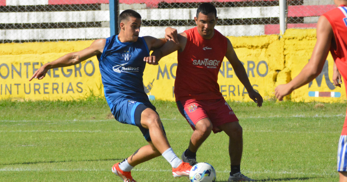 Unioacuten Santiago inicioacute la pretemporada con el pie derecho- contundente triunfo ante Sarmiento
