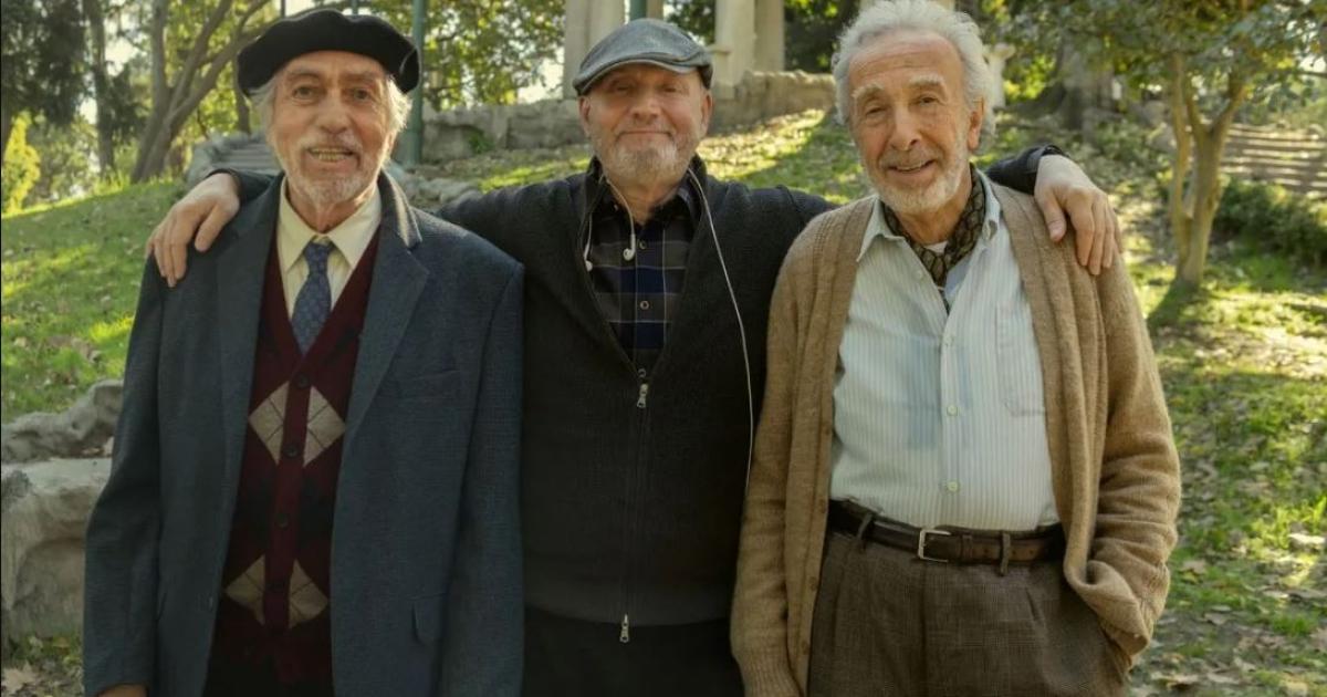 Netflix suma contenido nacional- Parque Lezama arriba en versioacuten peliacutecula