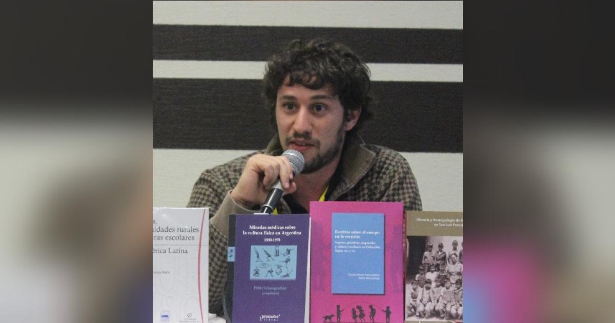 La identidad se disentildea- Cuerpo identidad y eacutepoca en el fenoacutemeno therian