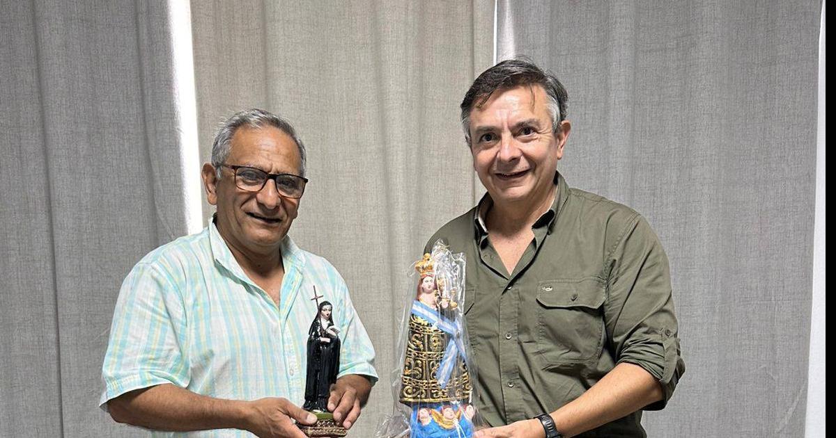 El intendente de Loreto recibioacute la visita del ministro de Produccioacuten de Santiago