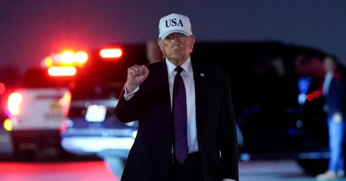 Donald Trump confirmó que EEUU hundió nueve barcos de la Marina iraní y destruyó su cuartel general- Foto- Infobae