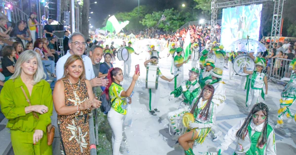 La intendente Fuentes destacoacute que se vivioacute una gran fiesta popular en el cierre de los Corsos 2026
