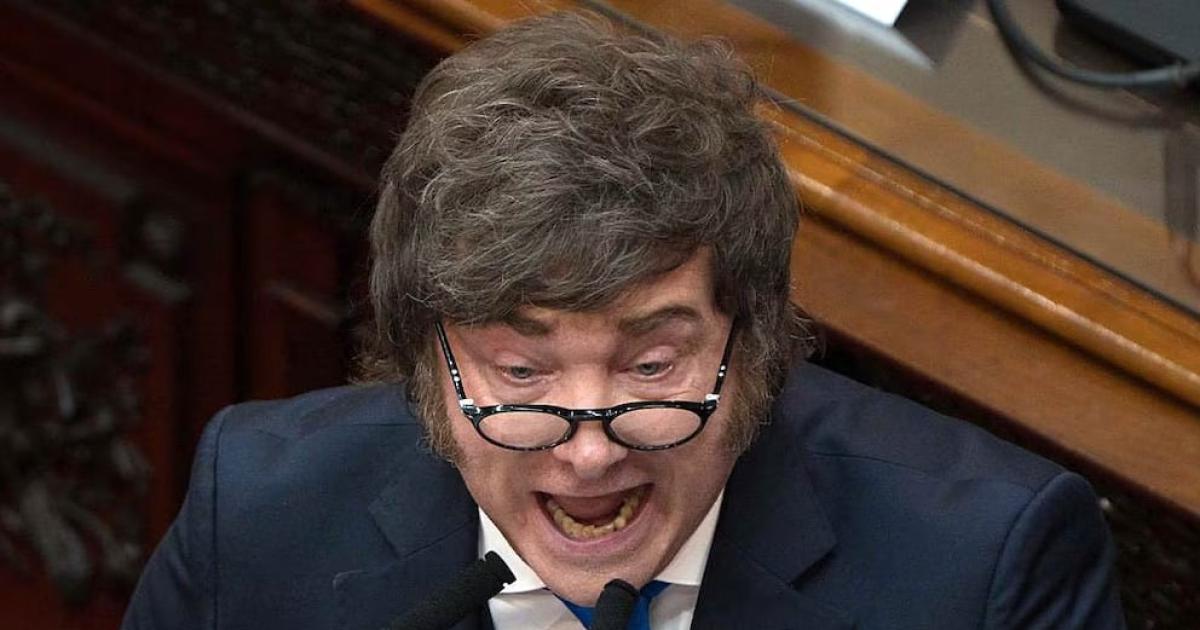 Veniacute a explicarme queacute pasoacute con Nisman- Milei cruzoacute al kirchnerismo 