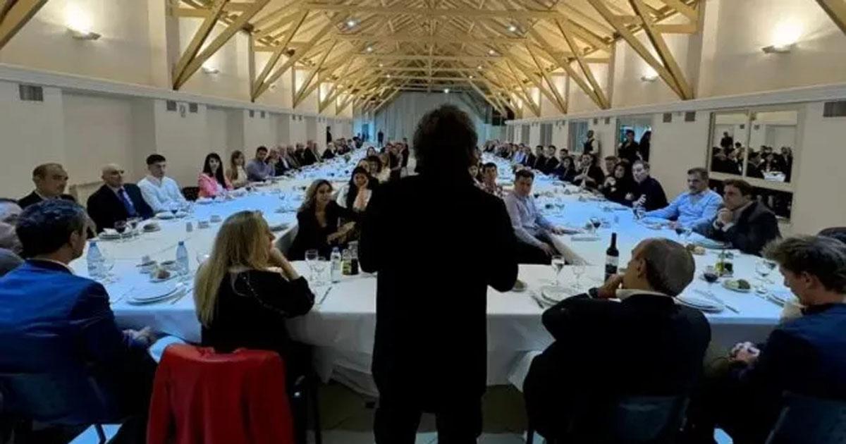 Javier Milei cenoacute en Olivos con diputados y senadores de La Libertad Avanza