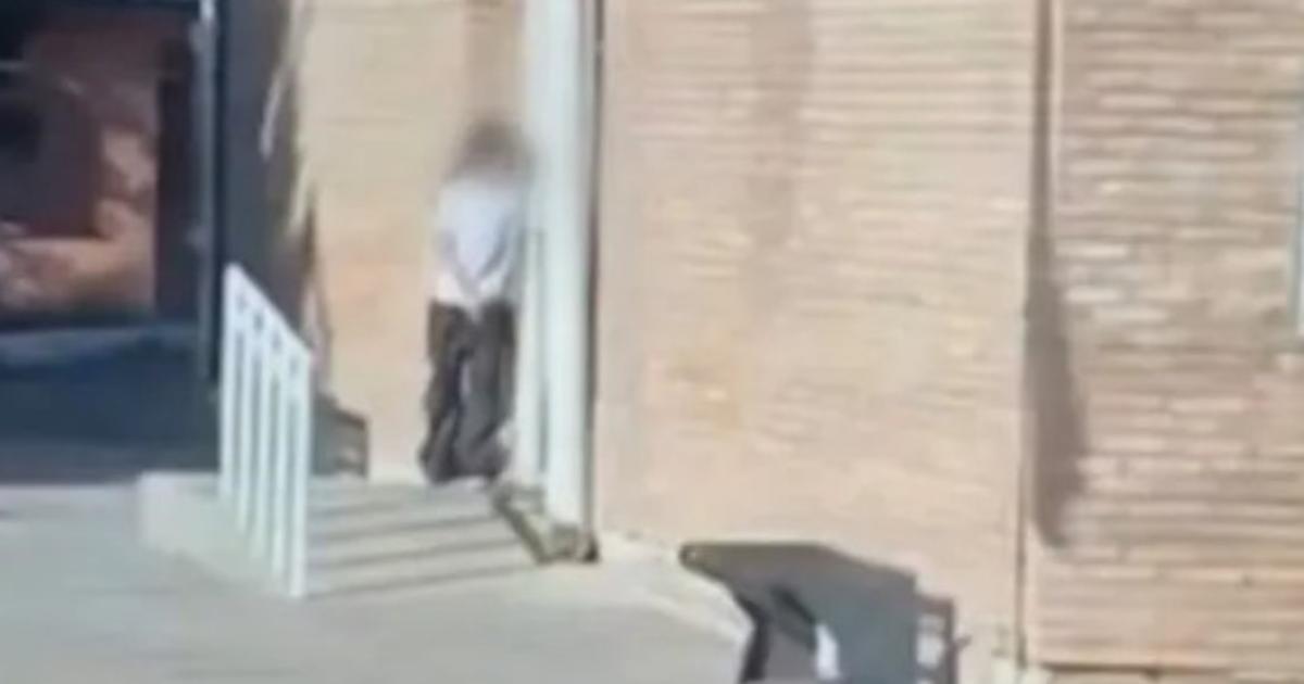 La joven de 14 años disparó y se atrincheró en el colegio (Foto- Clarín)