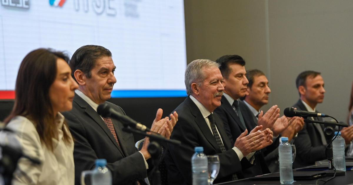 EJE La apuesta en Educación es una de las prioridades de la gestión del gobernador Elías Surez