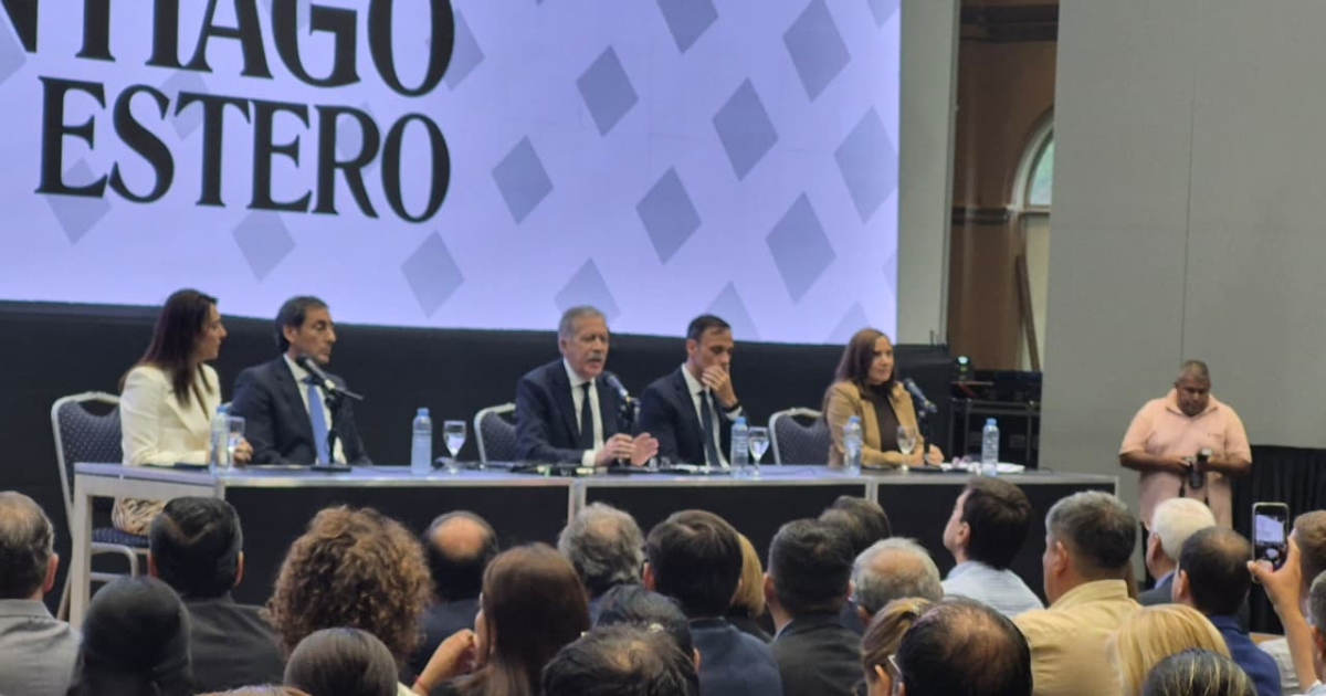 Eliacuteas Suaacuterez- Siempre hemos definido a la educacioacuten como prioridad del Estado