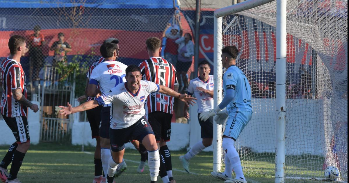 DETERMINANTE Emiliano Lazza le dio la victoria a Güemes el pasado domingo con un cabezazo fenomenal