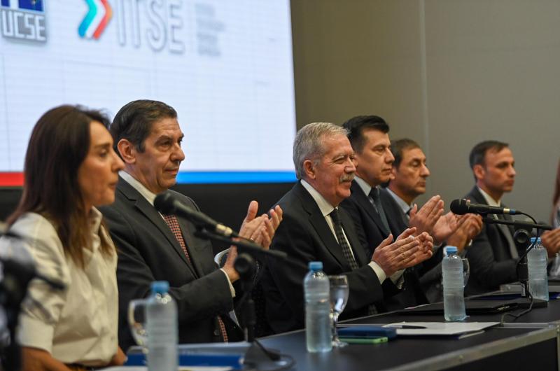 EJE La apuesta en Educación es una de las prioridades de la gestión del gobernador Elías Su�rez