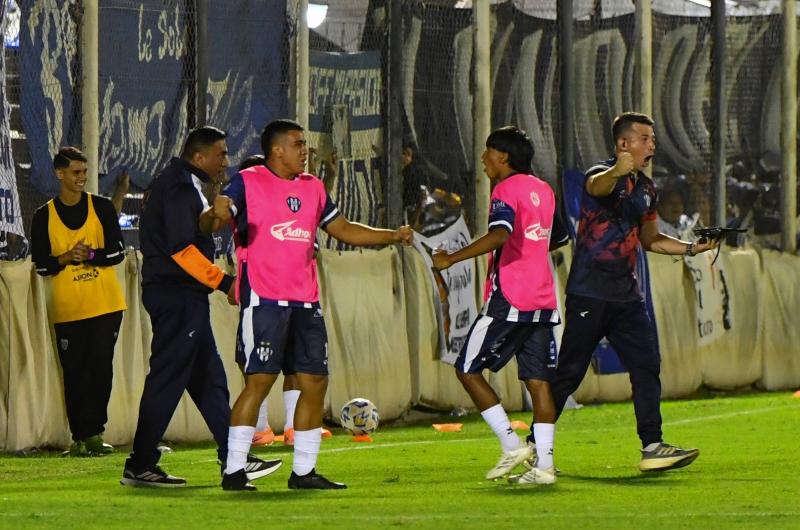 Fixture confirmado Sarmiento debutaraacute como visitante ante Boca Unidos