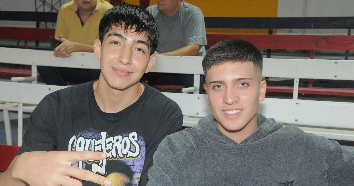 NOCHE DE BAacuteSQUET EN INDEPENDIENTE