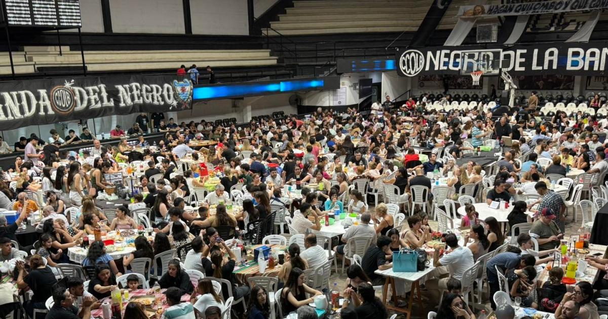 El Gran Bingo del Negro pone en juego una moto 0KM y un Smart TV