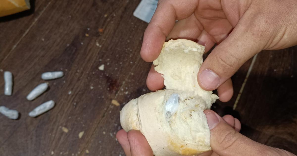 Insoacutelito- pidieron un cadete expreacutes para mandarle droga a su hermano detenido