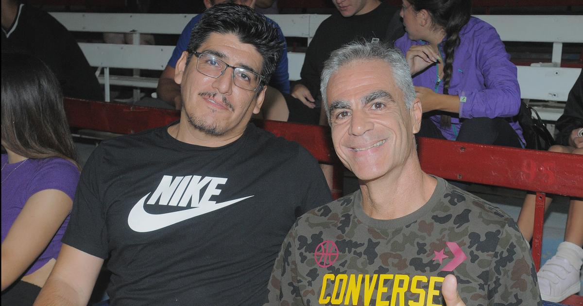 NOCHE DE BAacuteSQUET EN INDEPENDIENTE