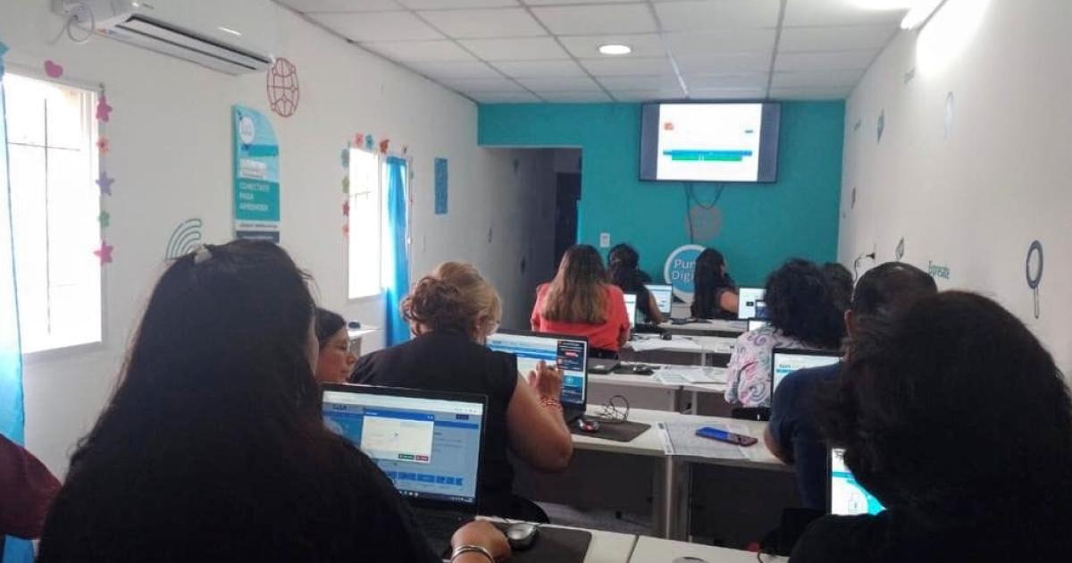 Los bandentildeos podraacuten participar desde Cine Express  Conversatorio hasta Traacutemite en una hora