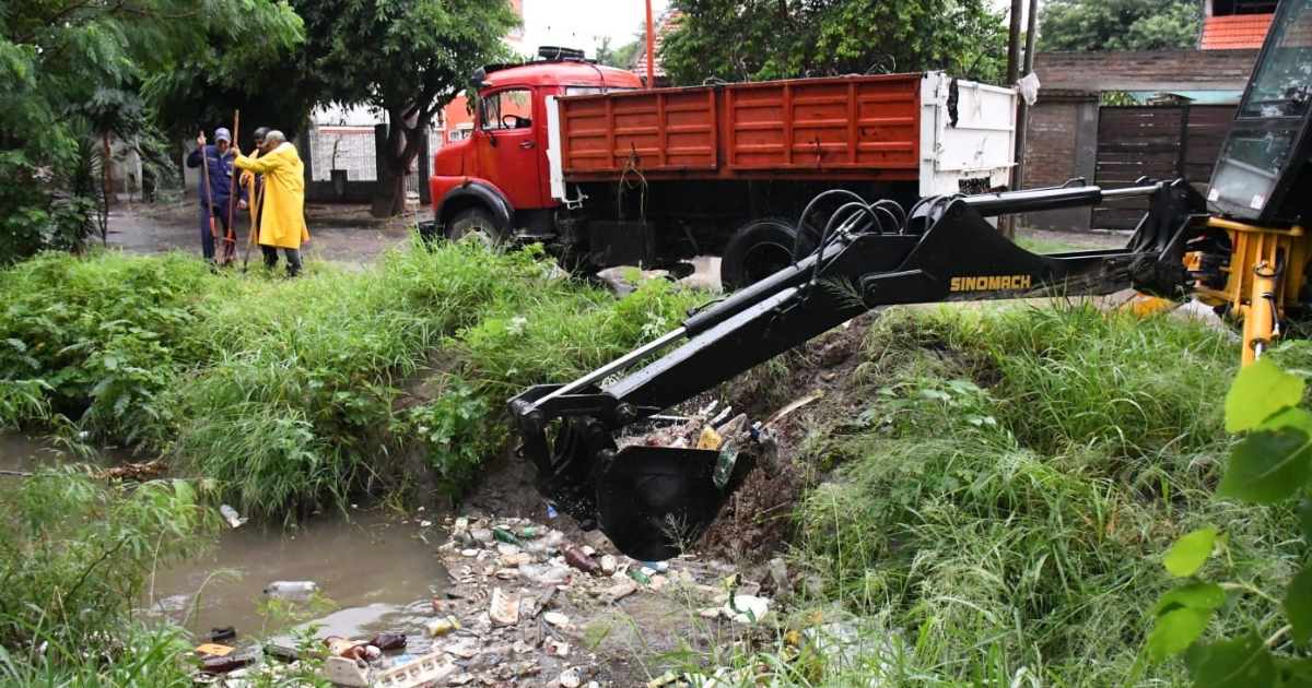 El Comiteacute de Emergencias de la Municipalidad de la Capital continuacutea con sus trabajos por el temporal
