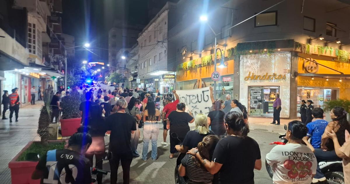 Familiares de Ramona Medina marchan en Las Termas