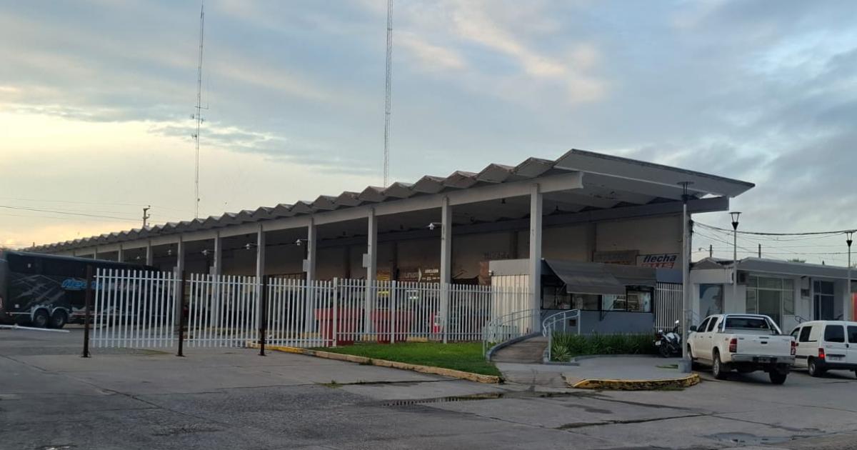 Valijero atacoacute a chofer de colectivo que defendioacute a pasajera