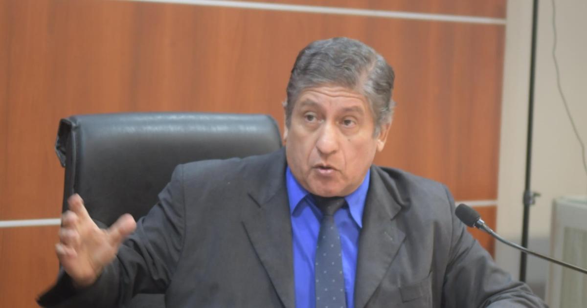 Requieren preventiva para acusados de robar maacutes de  250 M a un contador