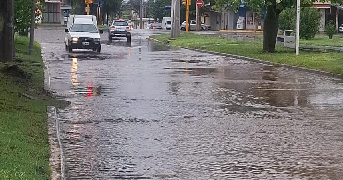 VIDEO  Temporal en Las Termas- calles anegadas y operativo municipal por intensas lluvias