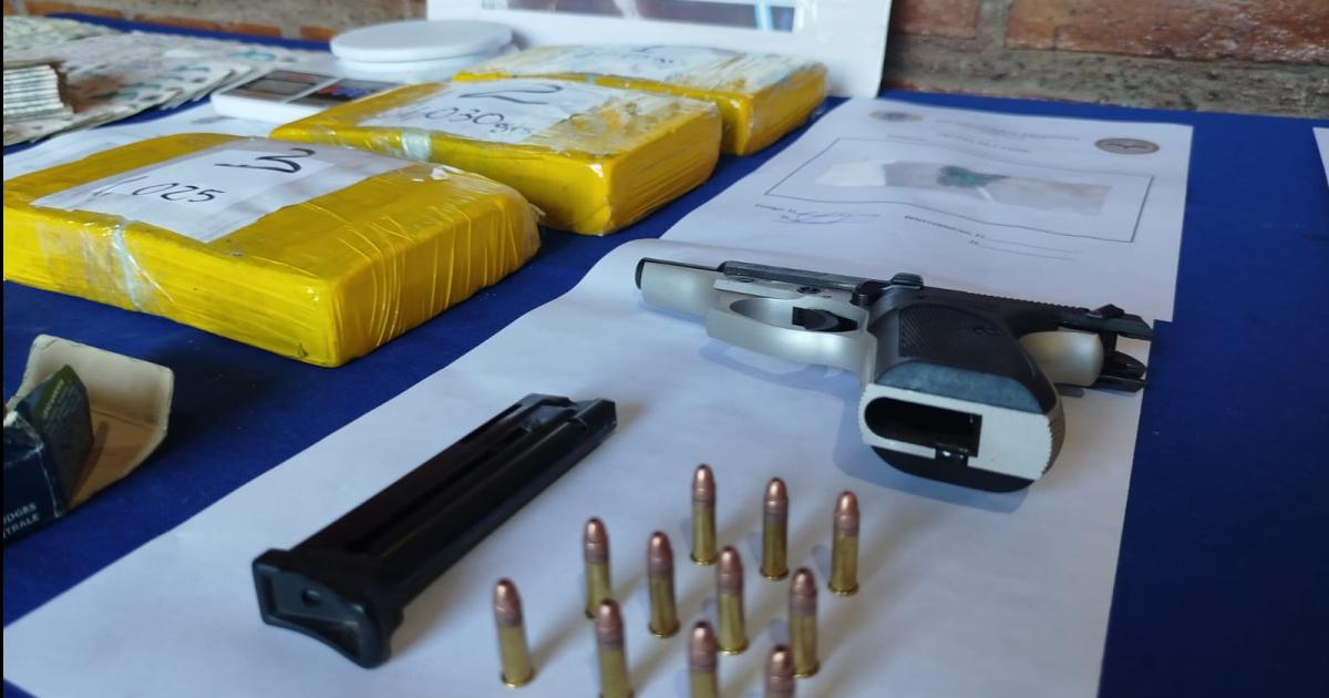 Atrapan al narco que distribuiacutea la cocaiacutena del Patroacuten del Norte en buacutenker de Santiago y La Banda