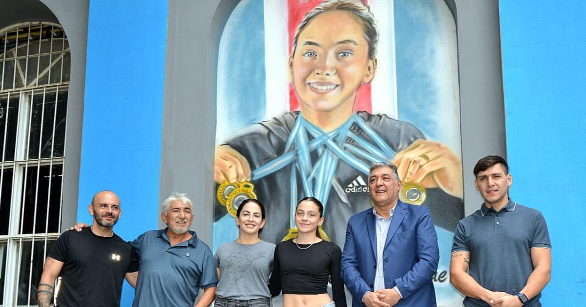 Se distinguioacute con un mural a la atleta Mariacutea Antonella Domergue
