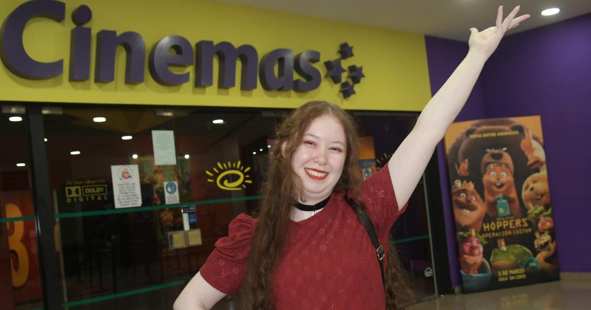 NOCHES DE PELIacuteCULA