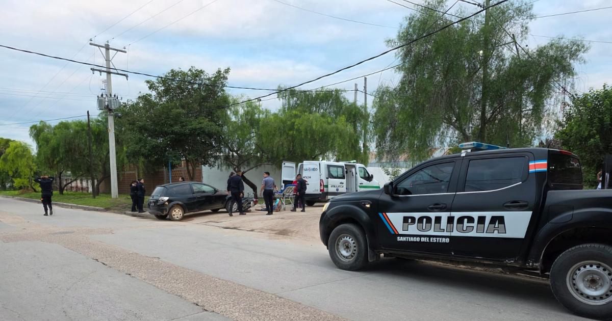 Quimiliacute- un motociclista resultoacute herido tras chocar con un auto