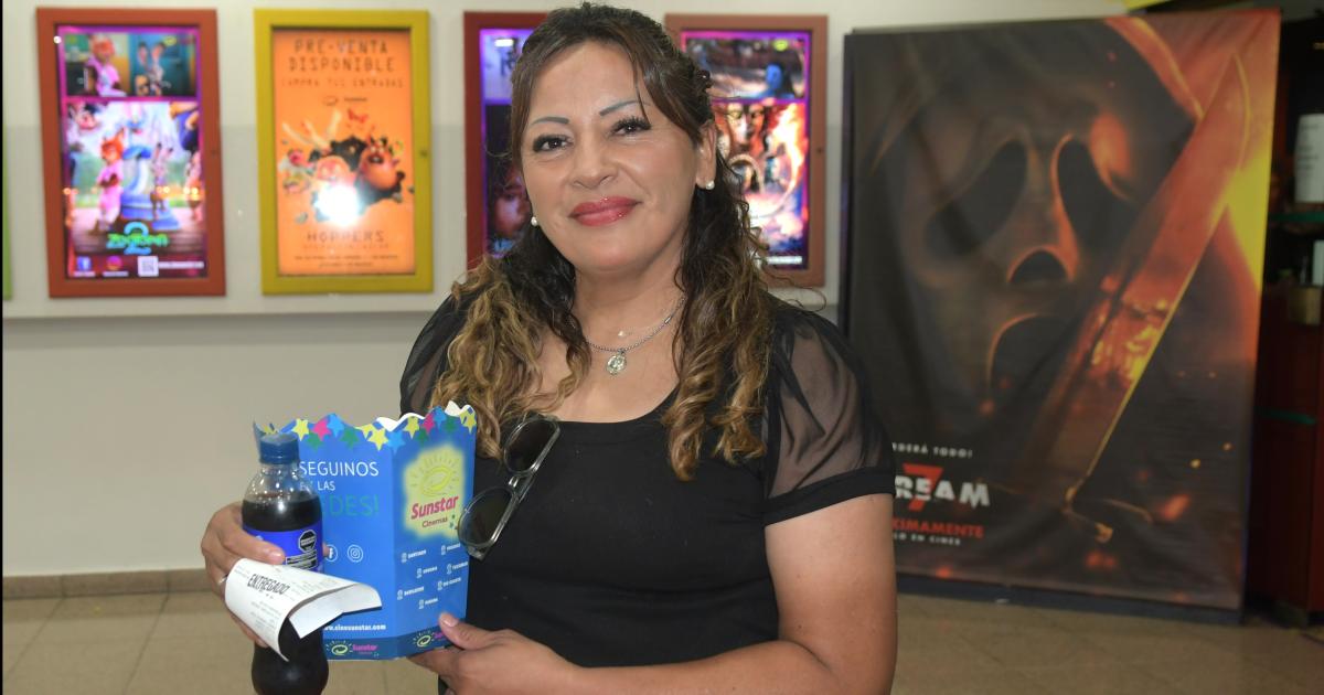 NOCHES DE PELIacuteCULA