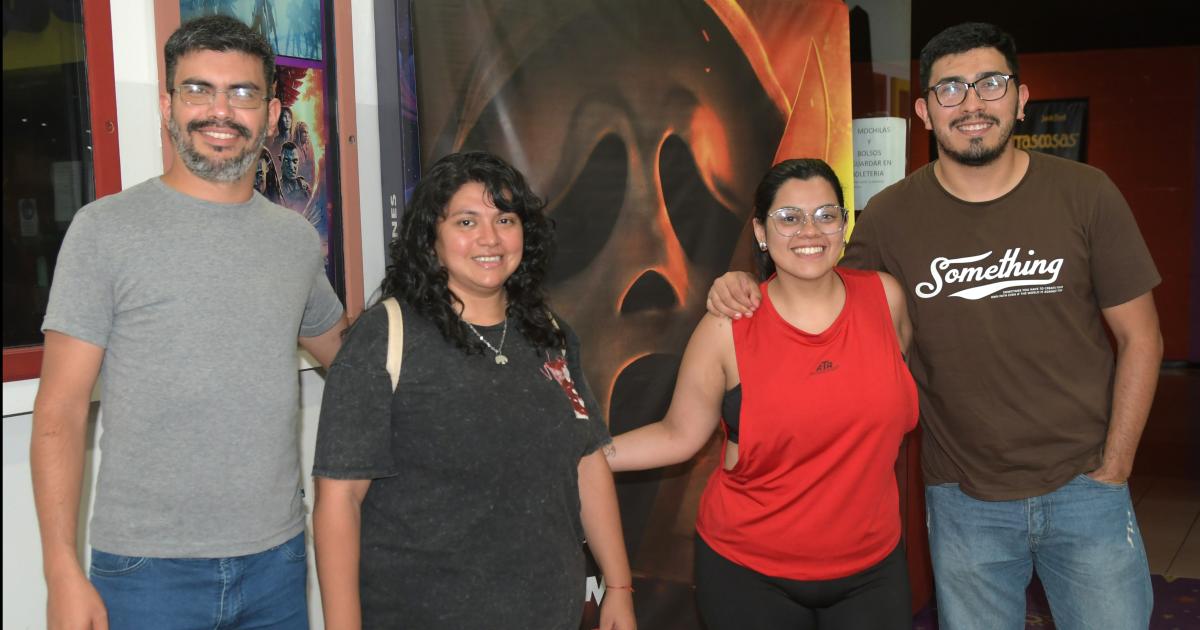 NOCHES DE PELIacuteCULA