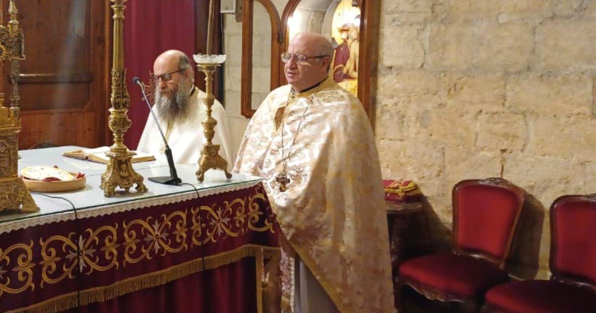 El padre en una de sus celebraciones