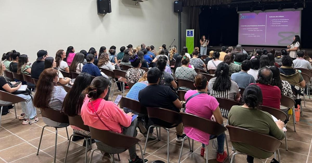 La capital lanza la edicioacuten 2026 del ciclo de capacitaciones gratuitas para emprendedores